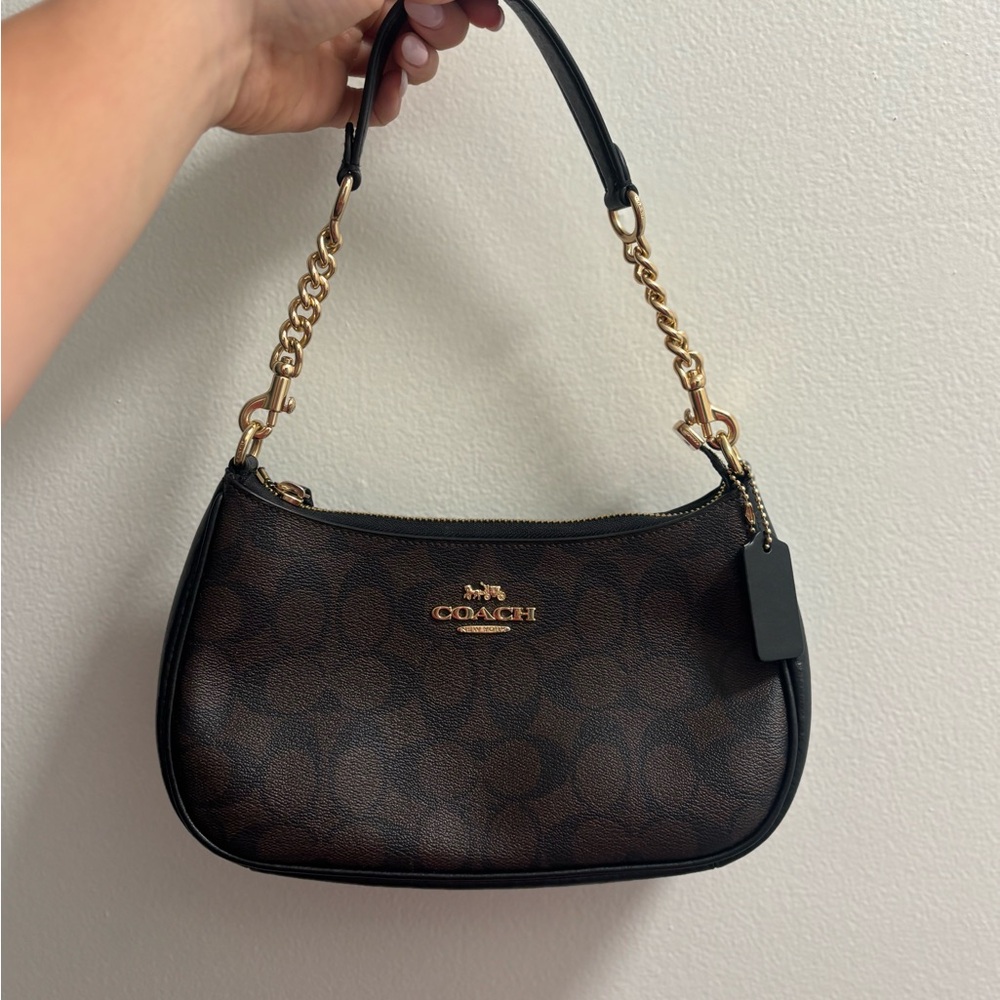 Coach Teri Shoulder bag